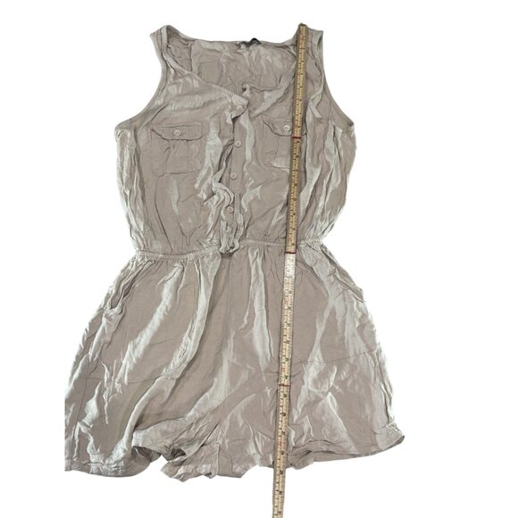 Ci Sono Womens Khaki Button-Front Sleeveless Romper W Pockets Elastic Waist Sz M - Picture 3 of 9